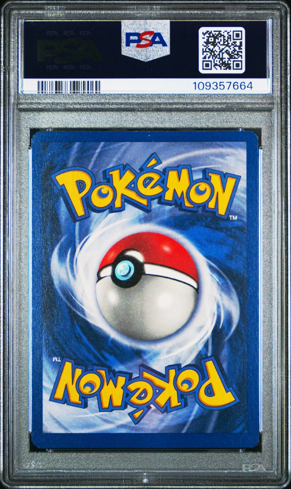1999 Pokemon Jungle 1st Edition Butterfree #33 PSA 8 - Image 2