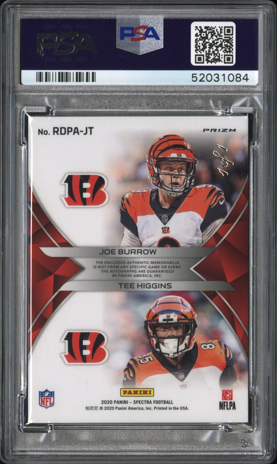 2020 Panini Spectra Rookie Dual Patch Autographs Gold Laundry Tags NFL Player's Logo Joe Burrow/Tee Higgins #RDPA-JT /1 1/1 PSA 9 - Image 2