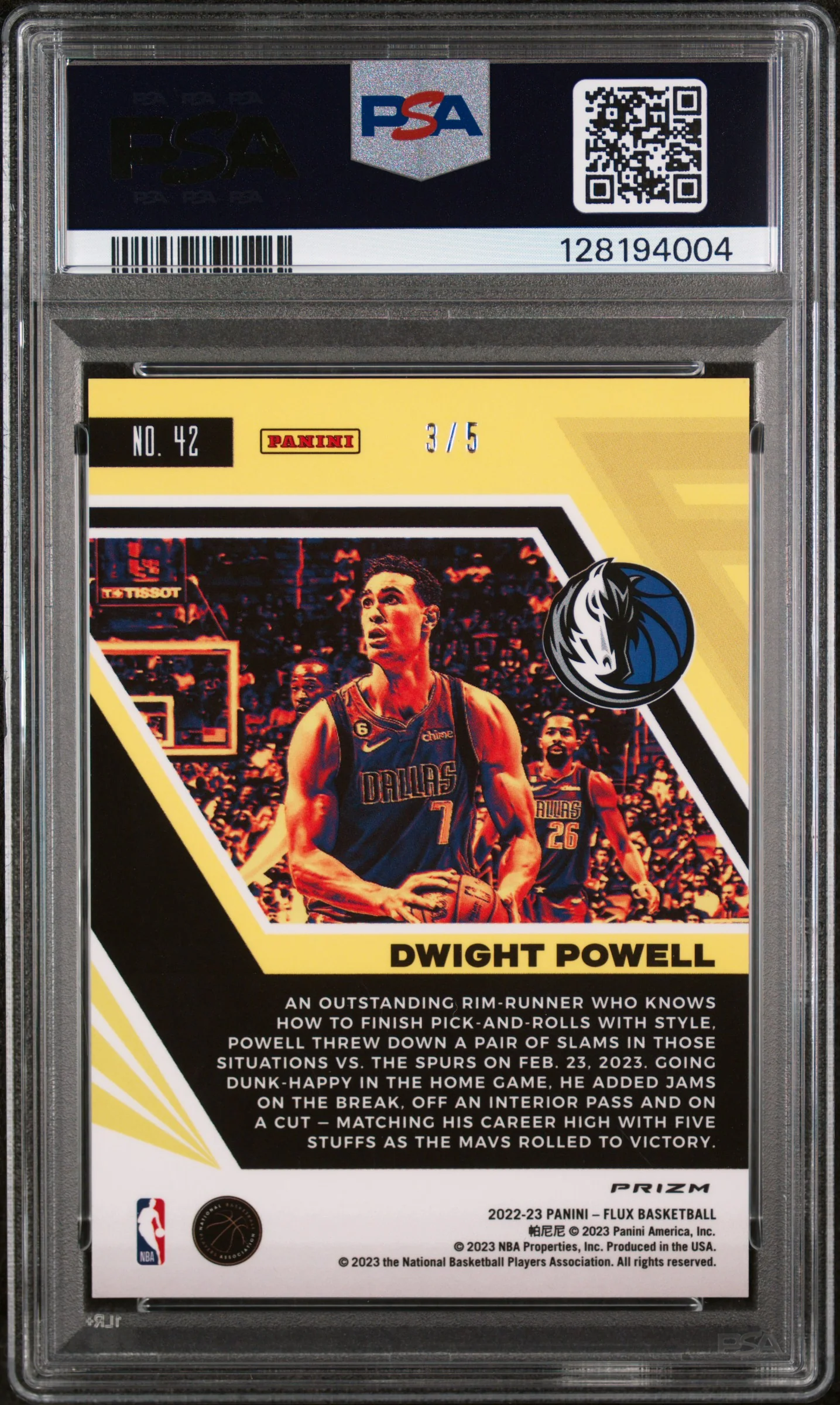 2022 Panini Flux Green Dwight Powell #42 /5 PSA 9 - Image 2
