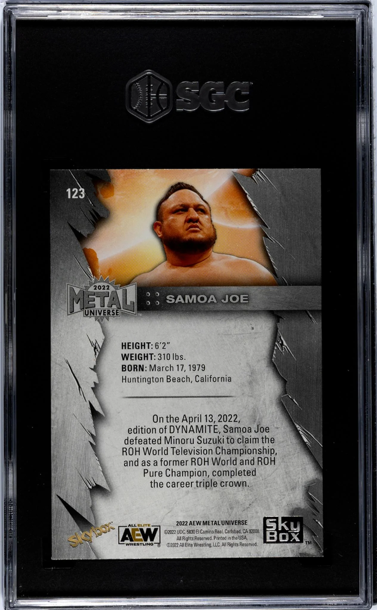 2022 Skybox Metal Universe Aew #123 Samoa Joe Blue Spectrum SGC 9.5 - Image 2