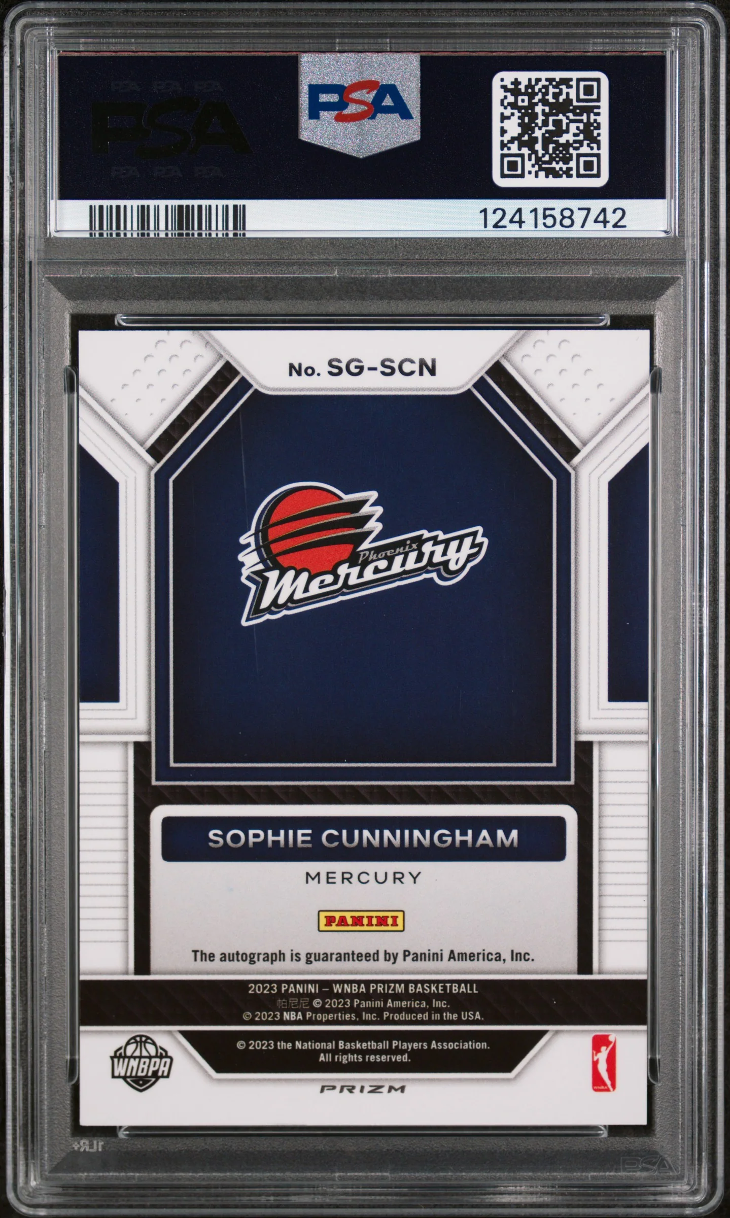 2023 Panini Prizm WNBA Signatures Green Sophie Cunningham #SGSCN PSA 8 - Image 2